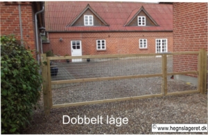 Dobbelt låge. H:95cm. L:392cm.  med kraftig  tråd påmonteret.