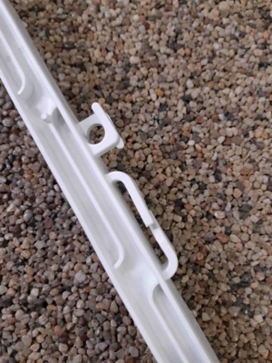 Plastpæl, hvid, H:150cm.